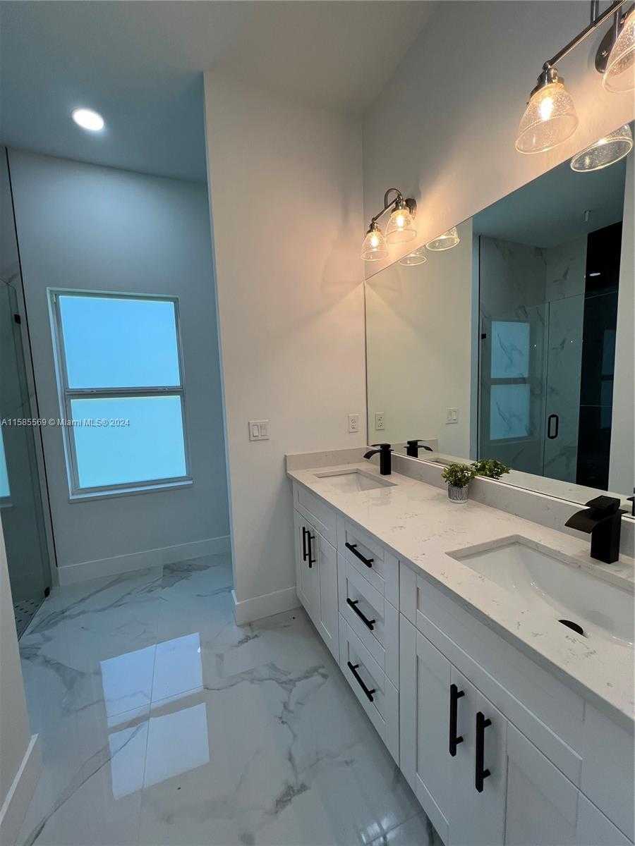 Small Image of 1869 Maurice Ave, Lehigh Acres, FL 33972, USA Number 14