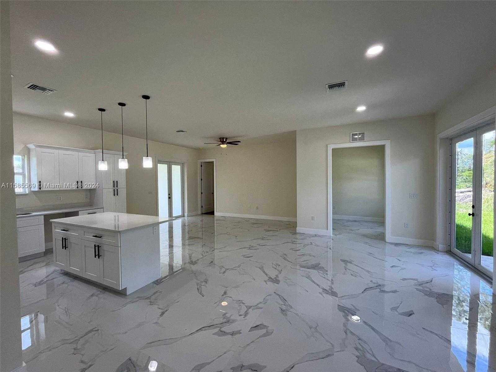 Small Image of 1869 Maurice Ave, Lehigh Acres, FL 33972, USA Number 9