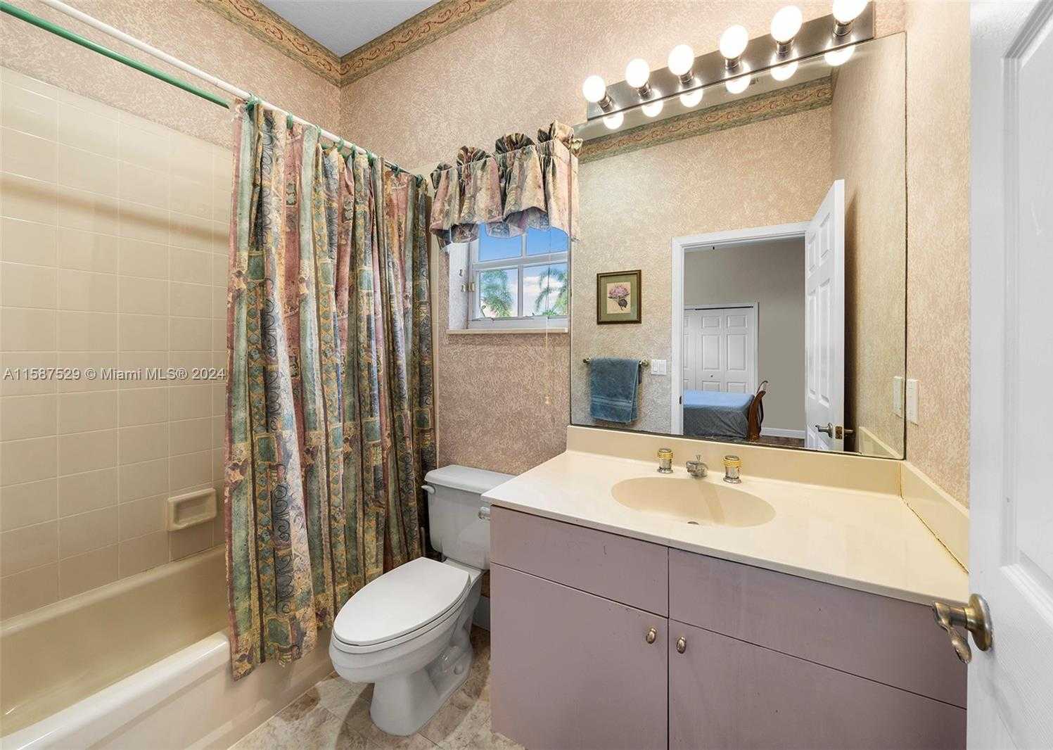 Small Image of 6071 NORTH WEST 43RD TER, Boca Raton Number 27