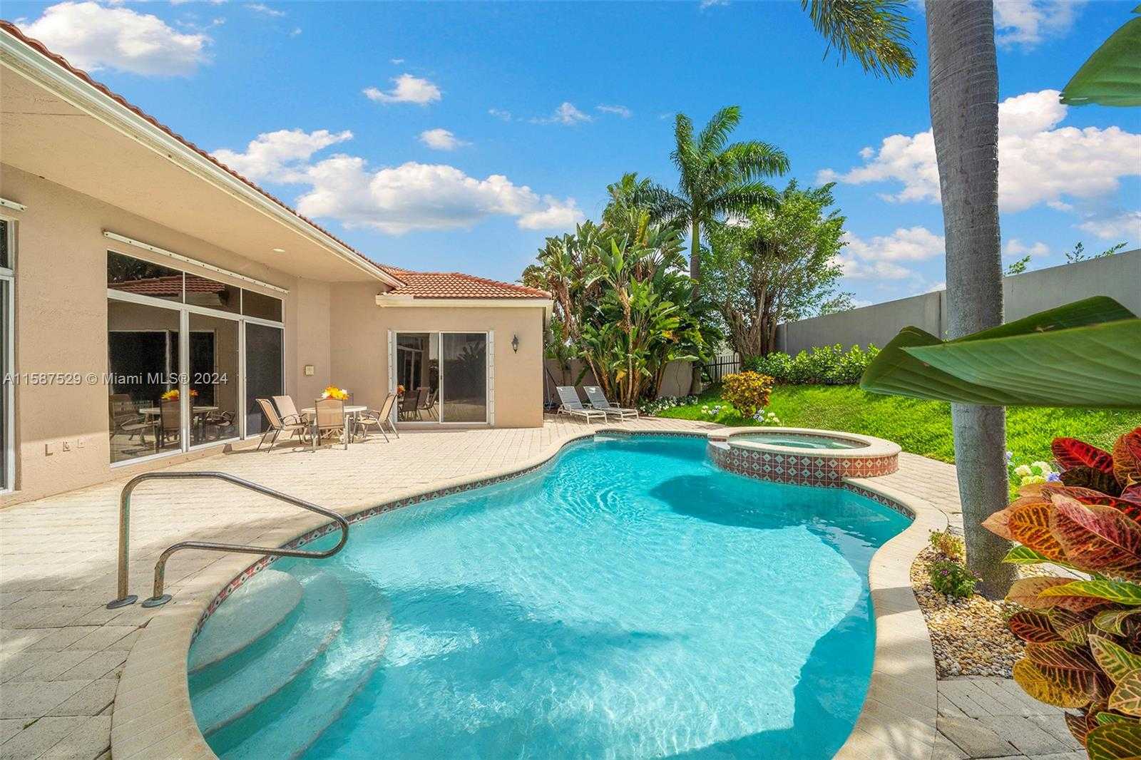 Small Image of 6071 NORTH WEST 43RD TER, Boca Raton Number 3