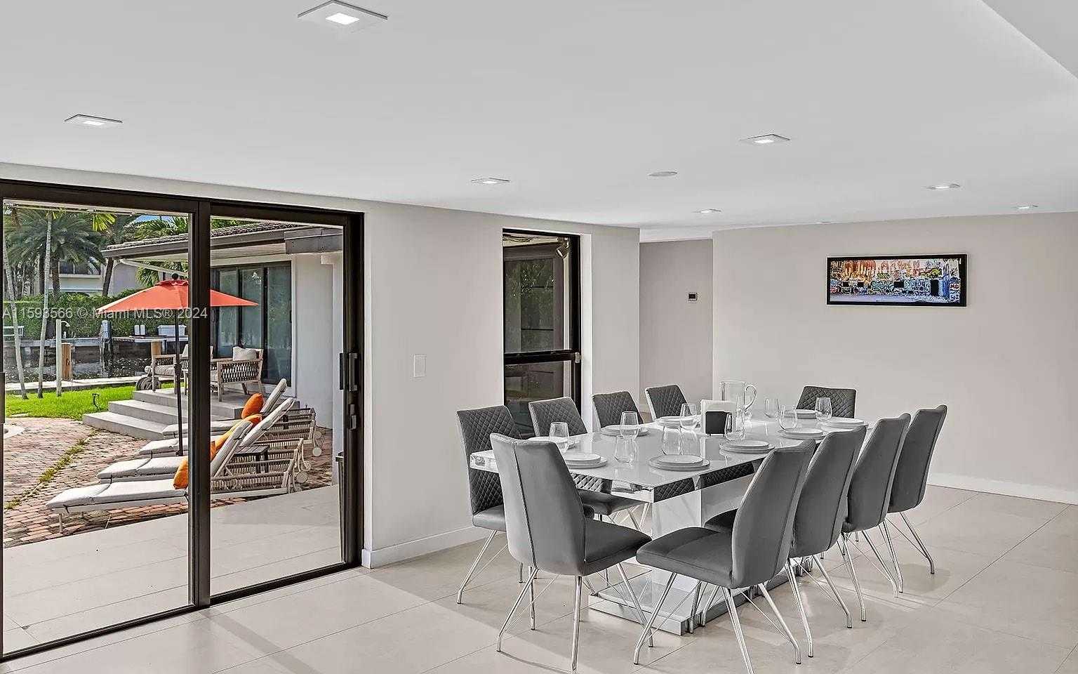 Small Image of 536 HIBISCUS DR, Hallandale Beach Number 29
