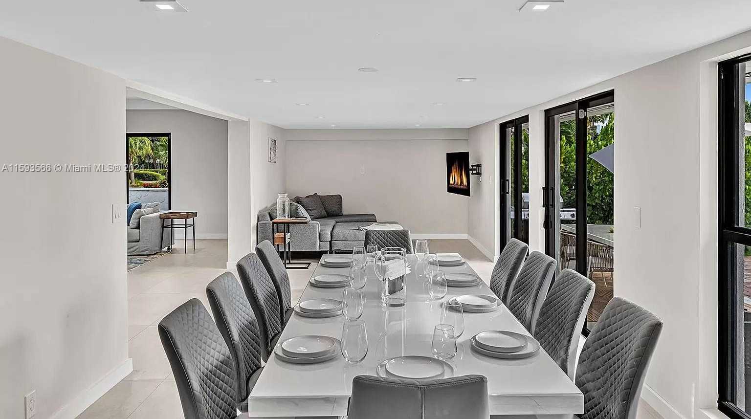 Small Image of 536 HIBISCUS DR, Hallandale Beach Number 32