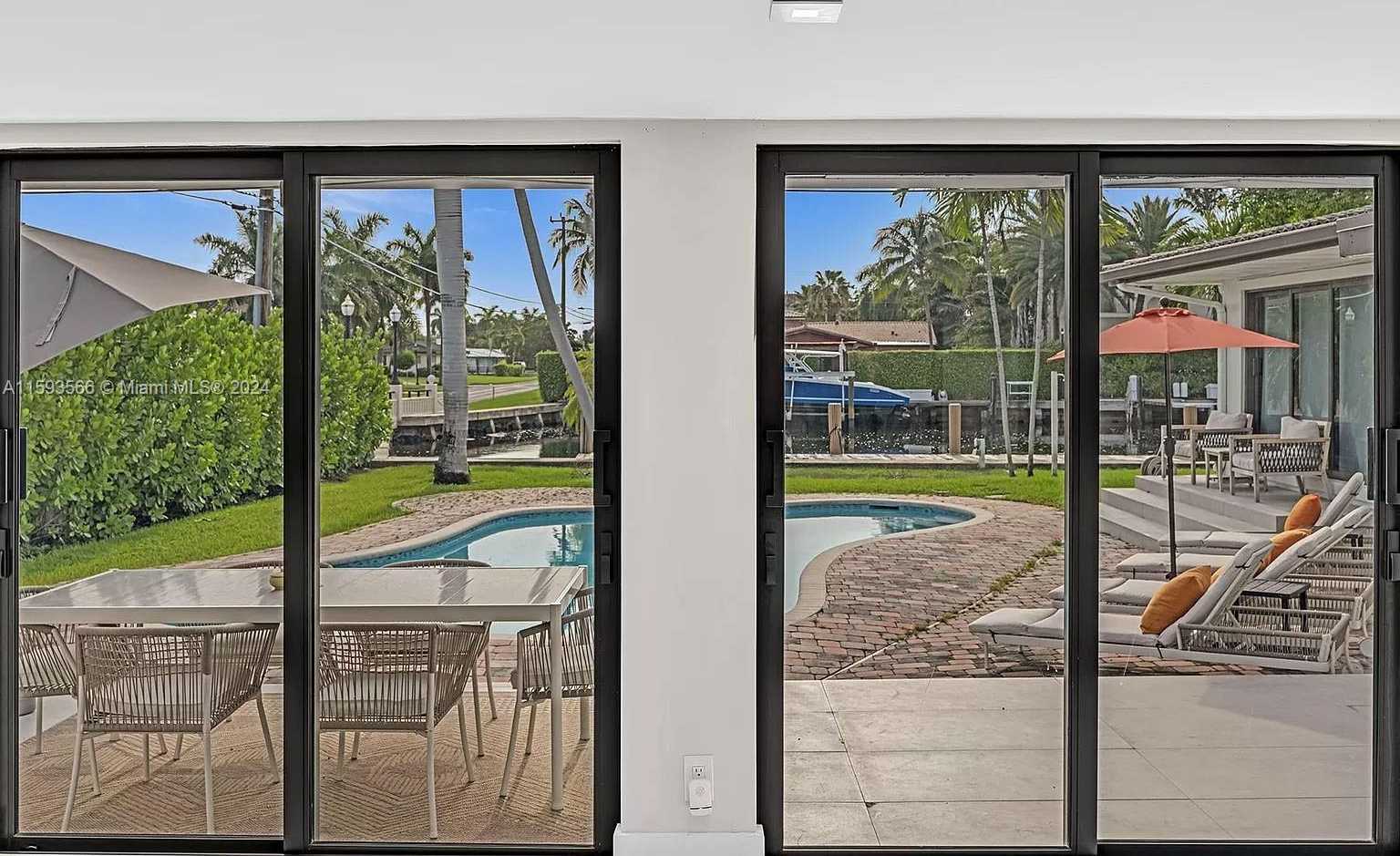 Small Image of 536 HIBISCUS DR, Hallandale Beach Number 9