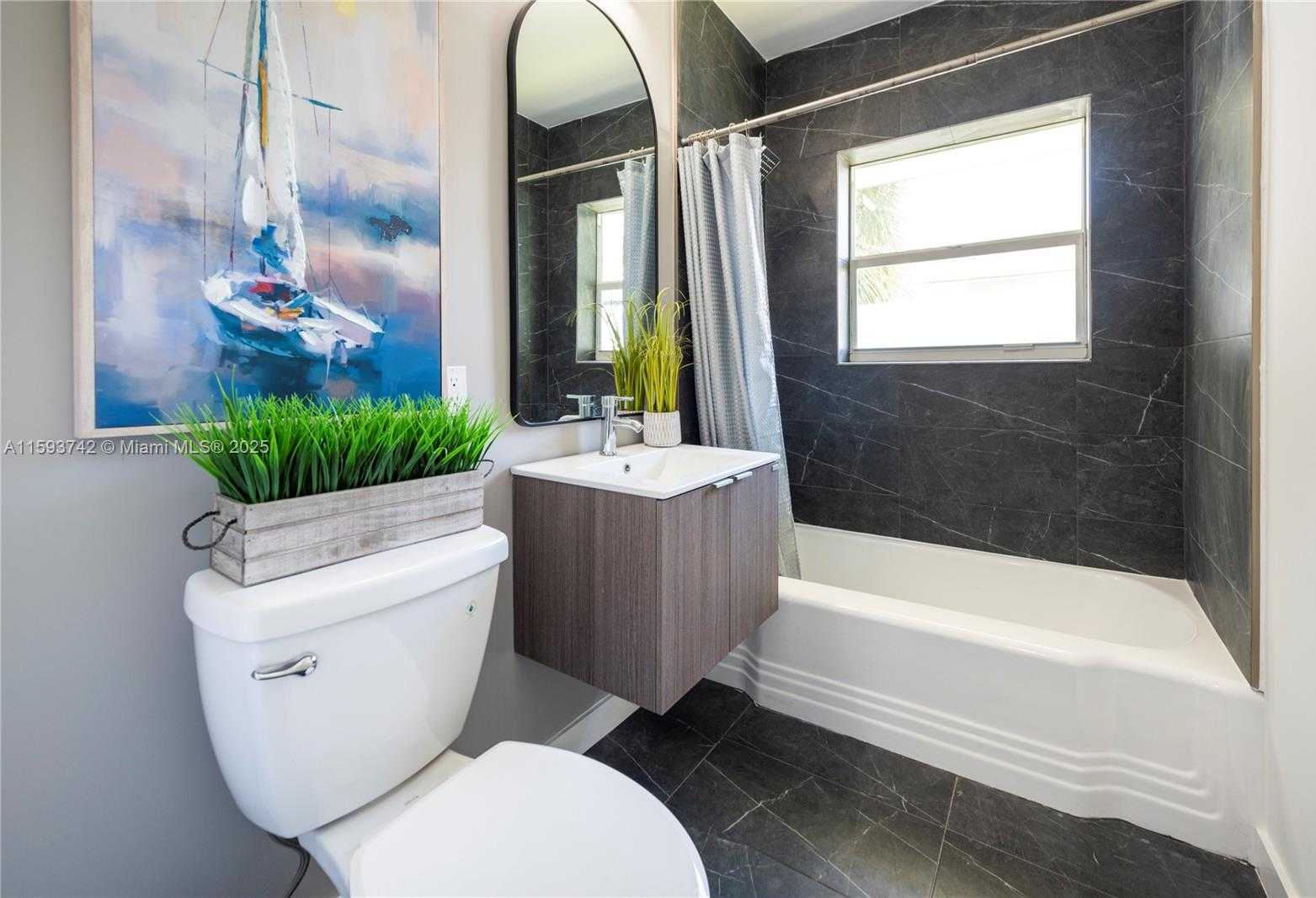 Small Image of 2308 SOUTH EAST 18 ST, Fort Lauderdale Number 12