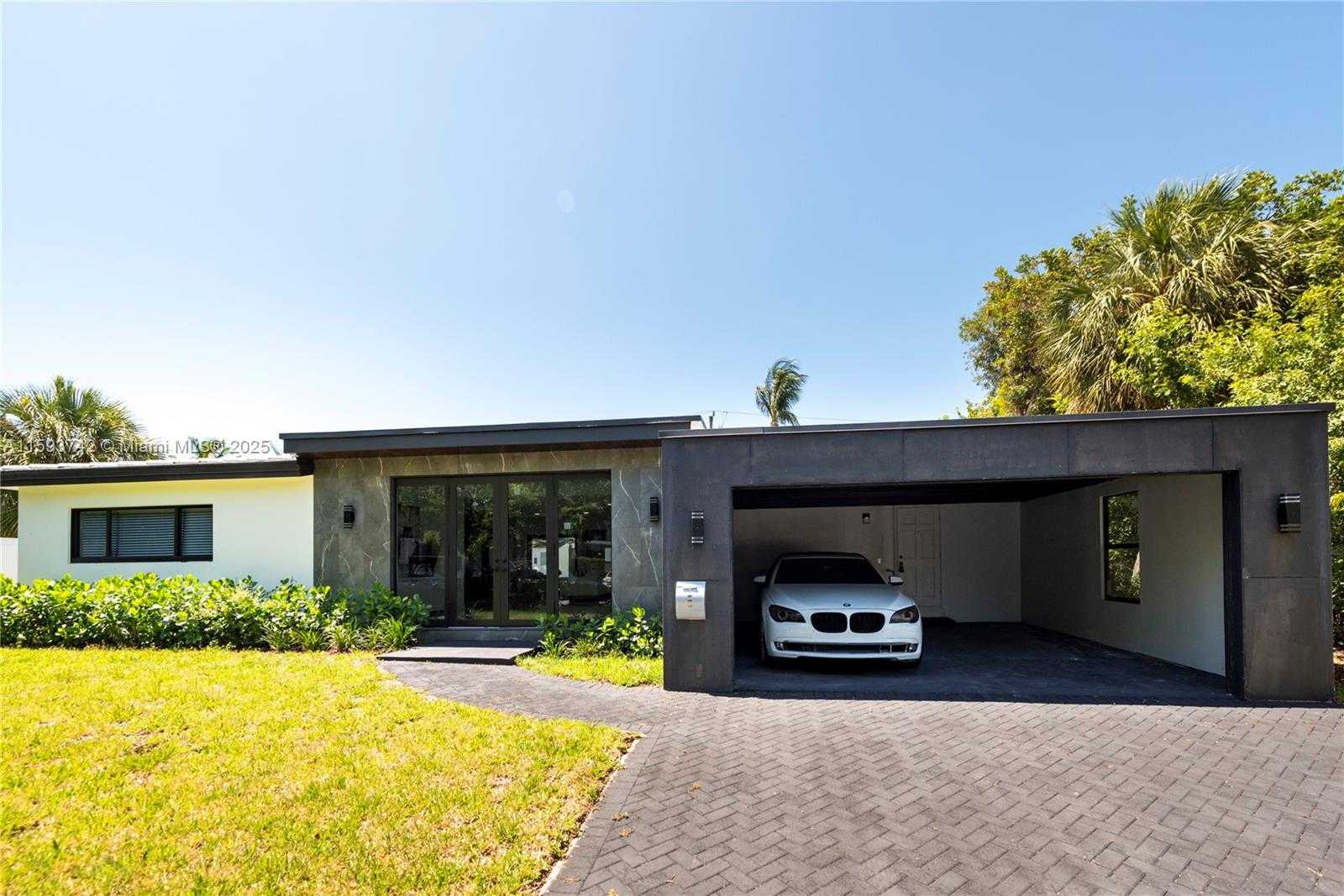 Small Image of 2308 SOUTH EAST 18 ST, Fort Lauderdale Number 29