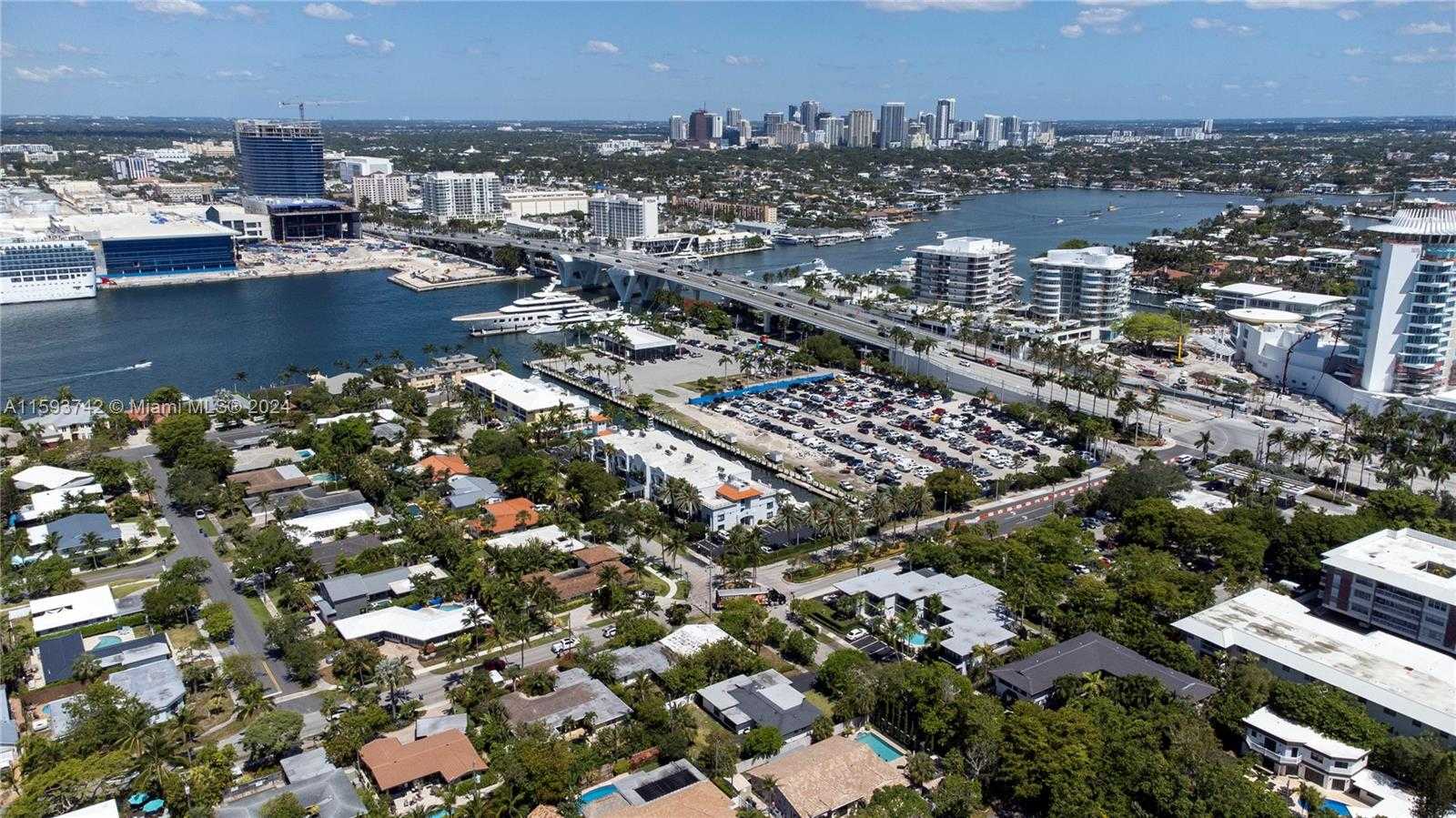 Small Image of 2308 SOUTH EAST 18 ST, Fort Lauderdale Number 32