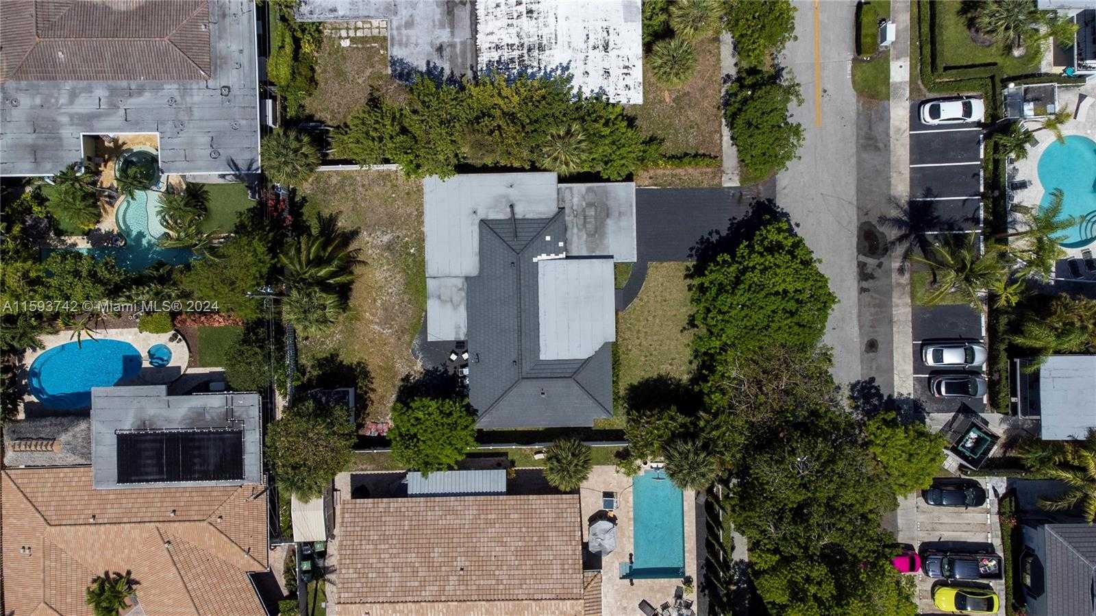 Small Image of 2308 SOUTH EAST 18 ST, Fort Lauderdale Number 34