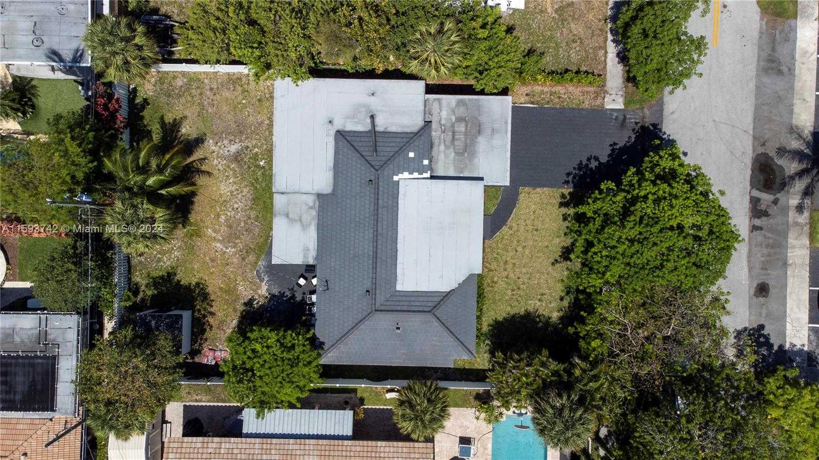 Small Image of 2308 SOUTH EAST 18 ST, Fort Lauderdale Number 35