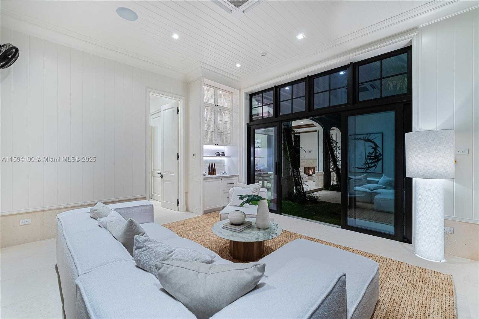 Small Image of 10241 EAST BROADVIEW DR, Bay Harbor Islands Number 21