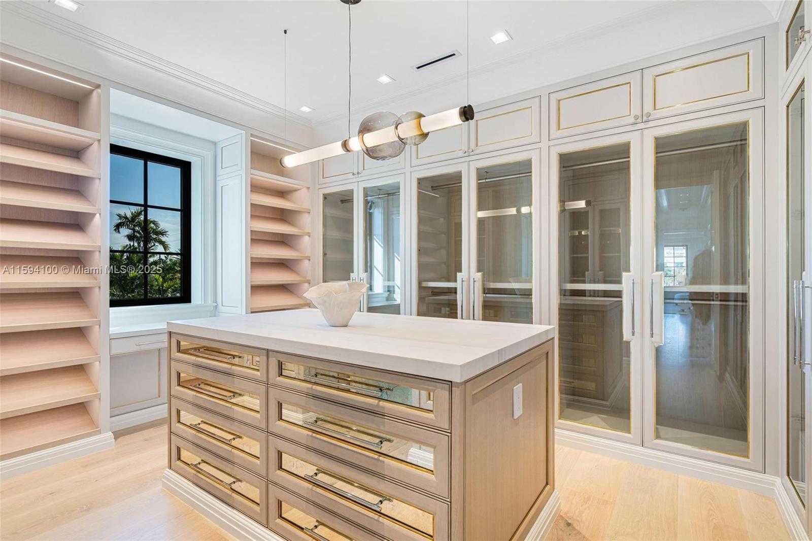 Small Image of 10241 EAST BROADVIEW DR, Bay Harbor Islands Number 25