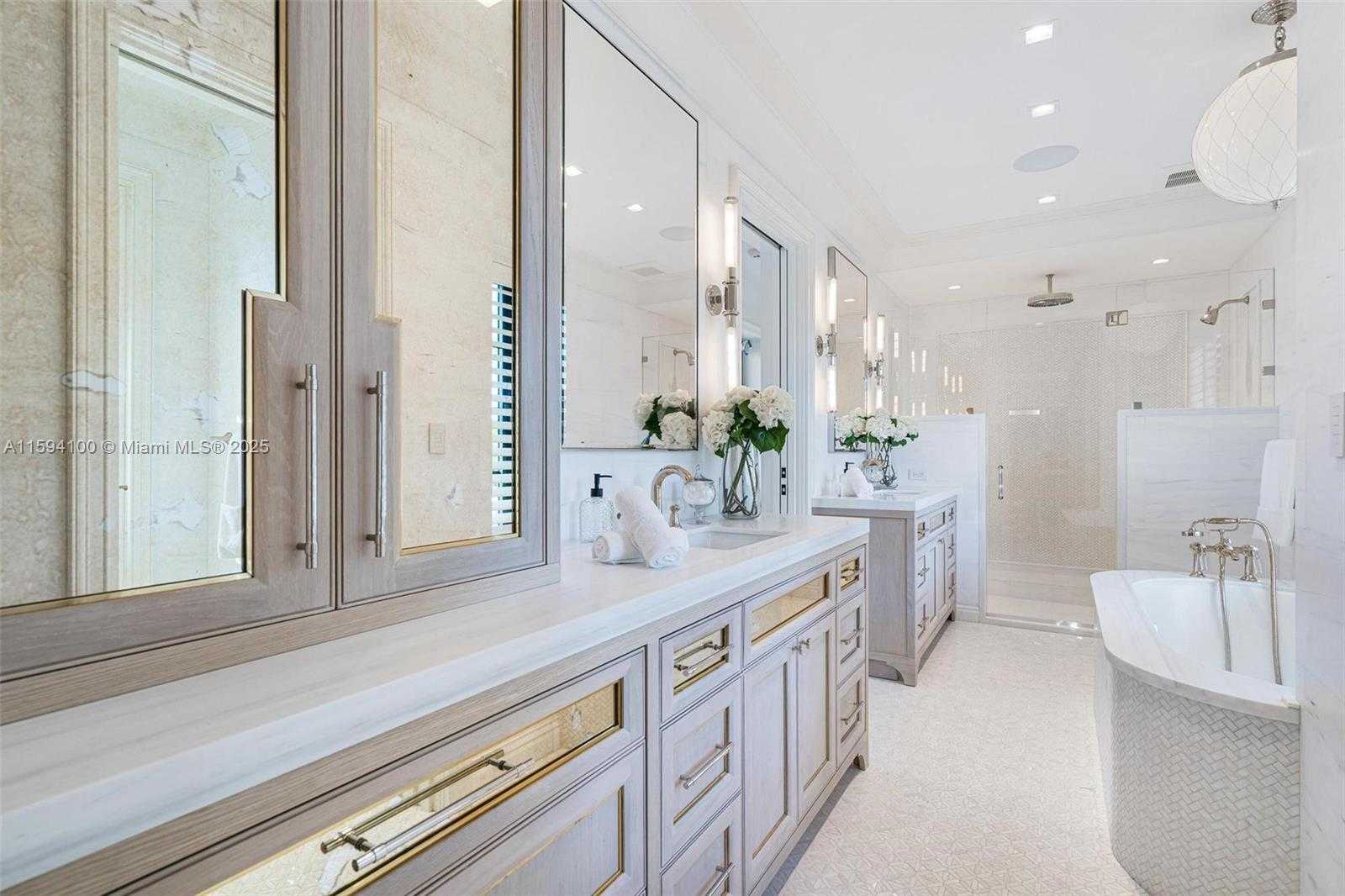 Small Image of 10241 EAST BROADVIEW DR, Bay Harbor Islands Number 27