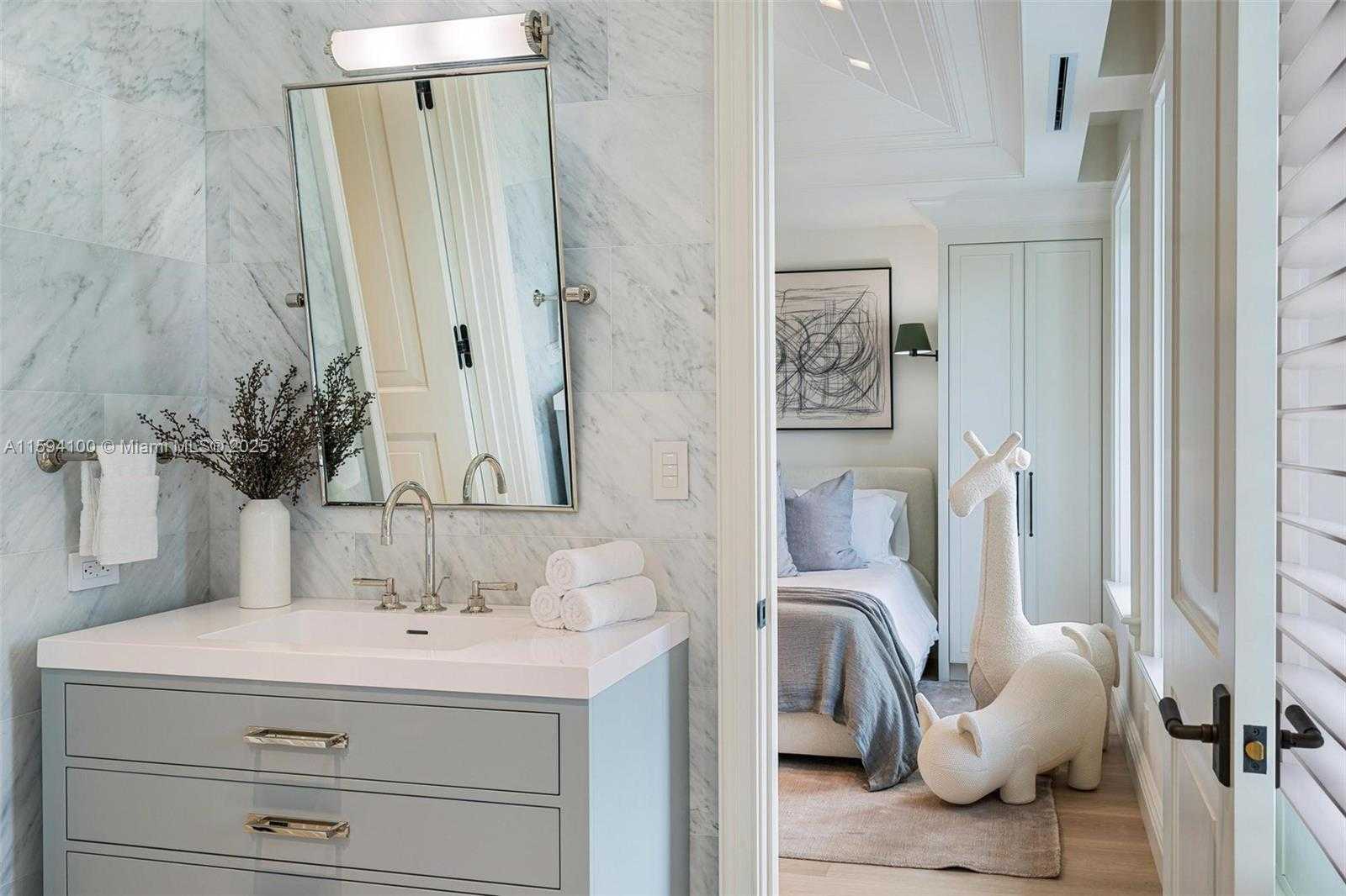 Small Image of 10241 EAST BROADVIEW DR, Bay Harbor Islands Number 37