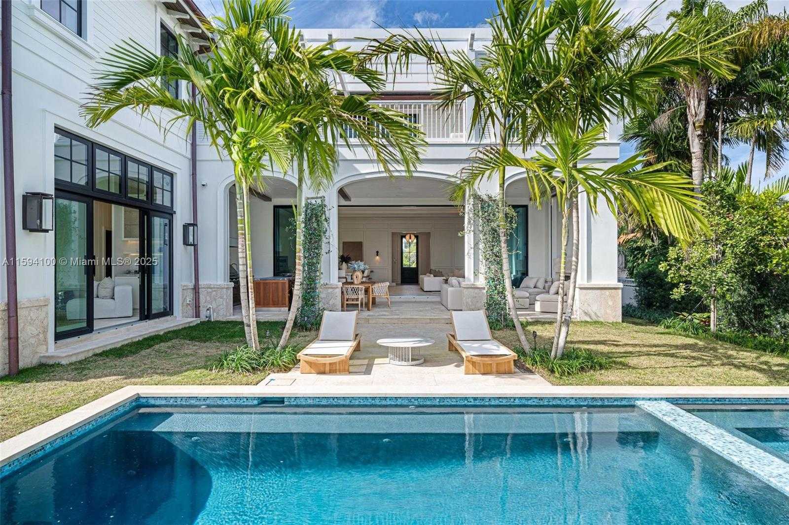 Small Image of 10241 EAST BROADVIEW DR, Bay Harbor Islands Number 52