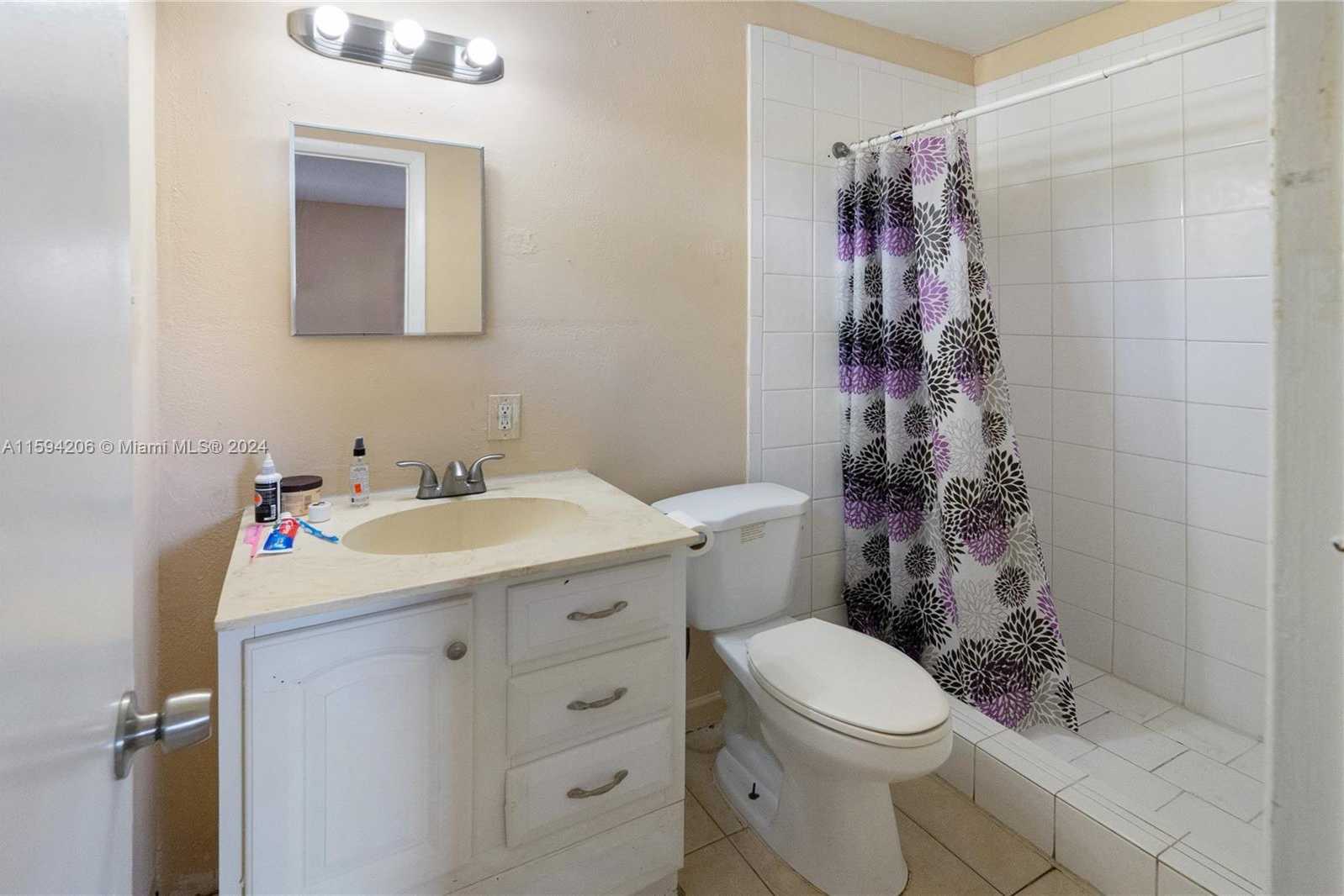 Small Image of 1440 NORTH WEST 20TH ST, UNIT B, Fort Lauderdale Number 10