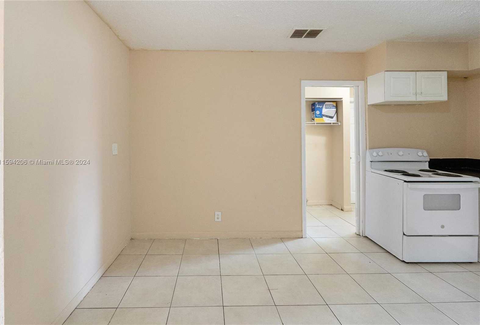 Small Image of 1440 NORTH WEST 20TH ST, UNIT B, Fort Lauderdale Number 21
