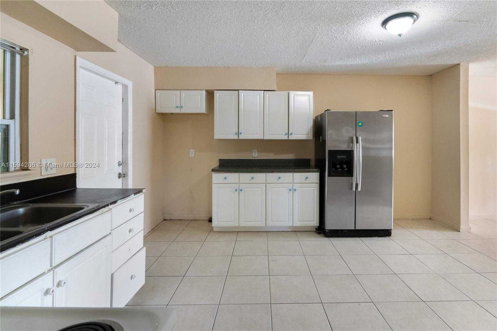Small Image of 1440 NORTH WEST 20TH ST, UNIT B, Fort Lauderdale Number 6