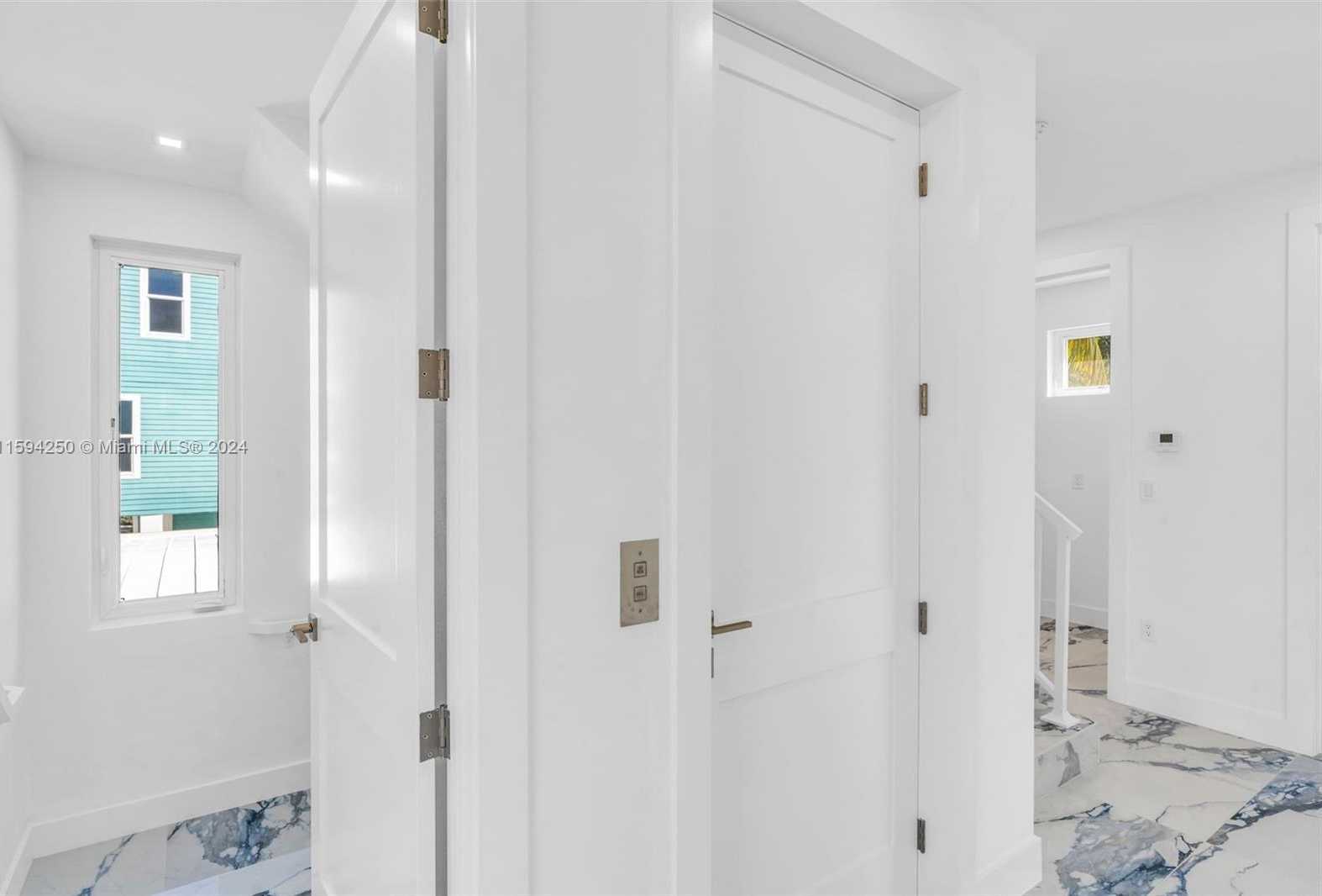 Small Image of 84 CORAL WAY, Key Largo Number 17