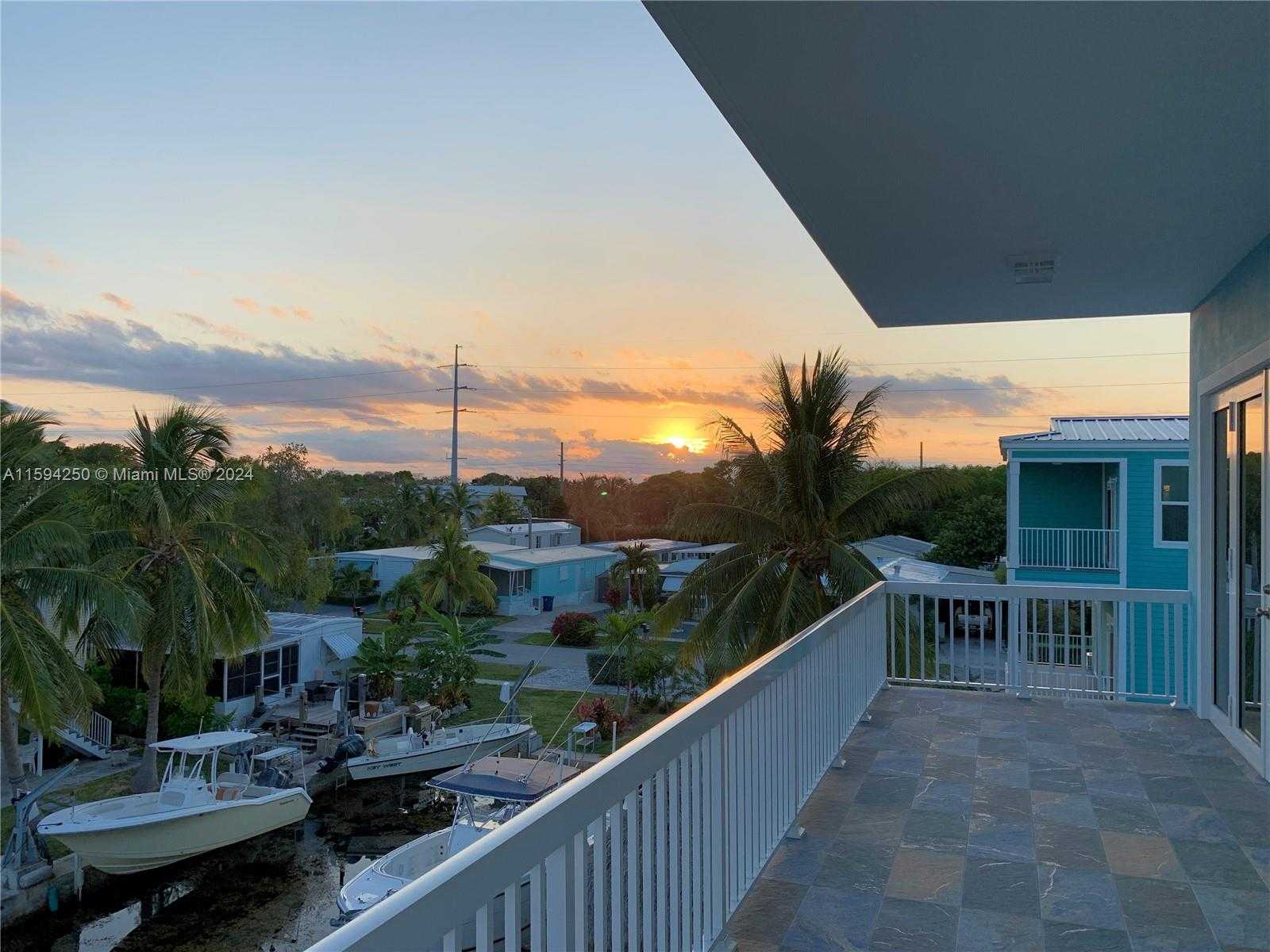 Small Image of 84 CORAL WAY, Key Largo Number 21