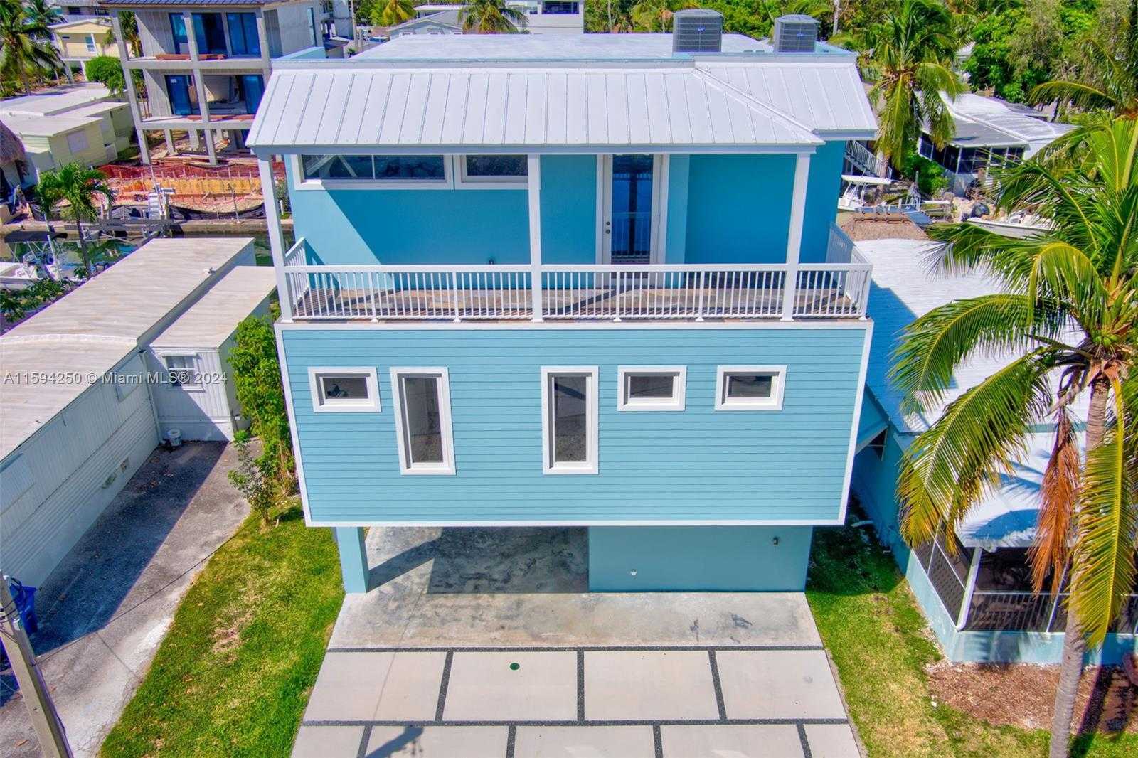 Small Image of 84 CORAL WAY, Key Largo Number 3