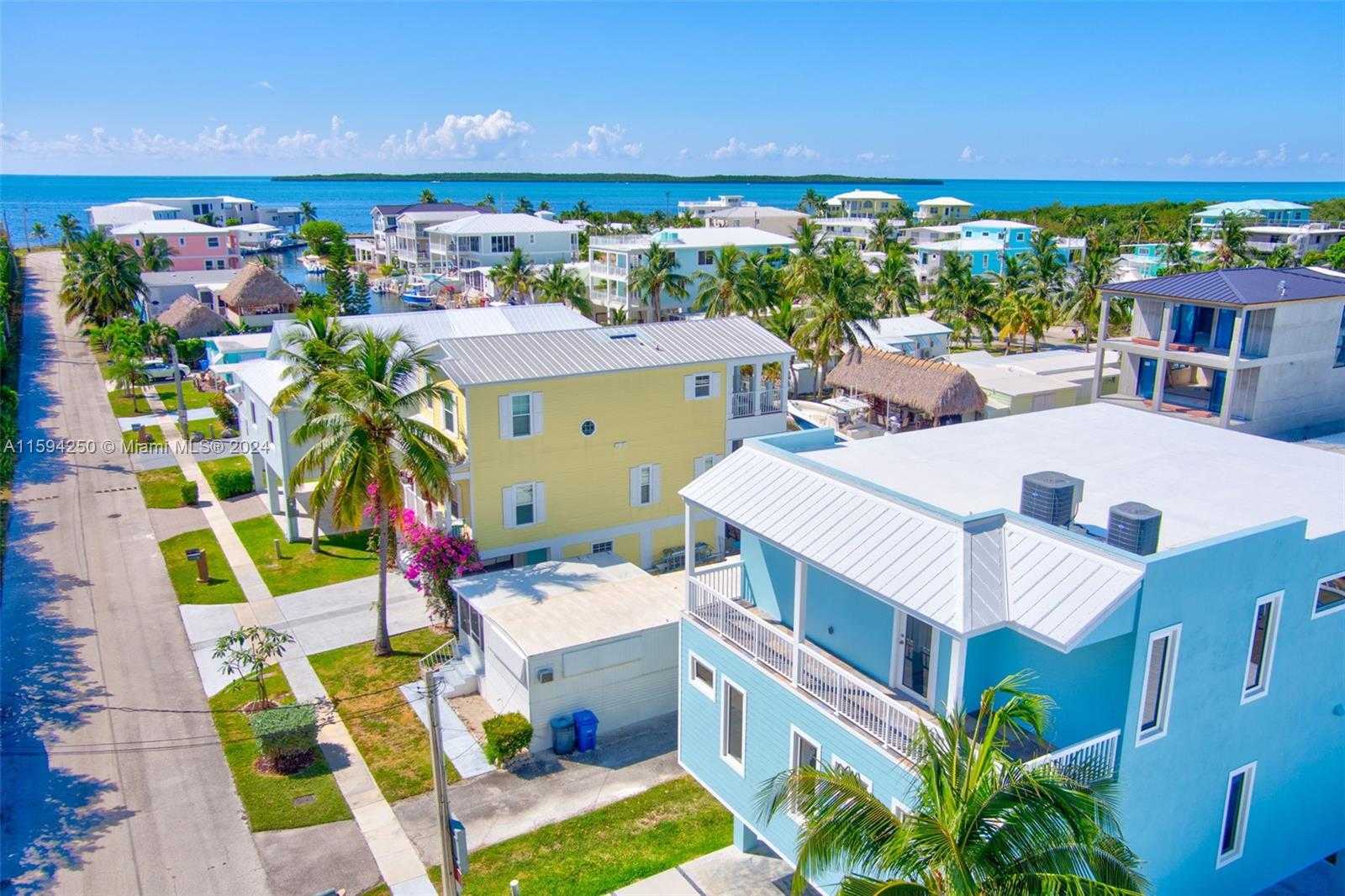 Small Image of 84 CORAL WAY, Key Largo Number 42