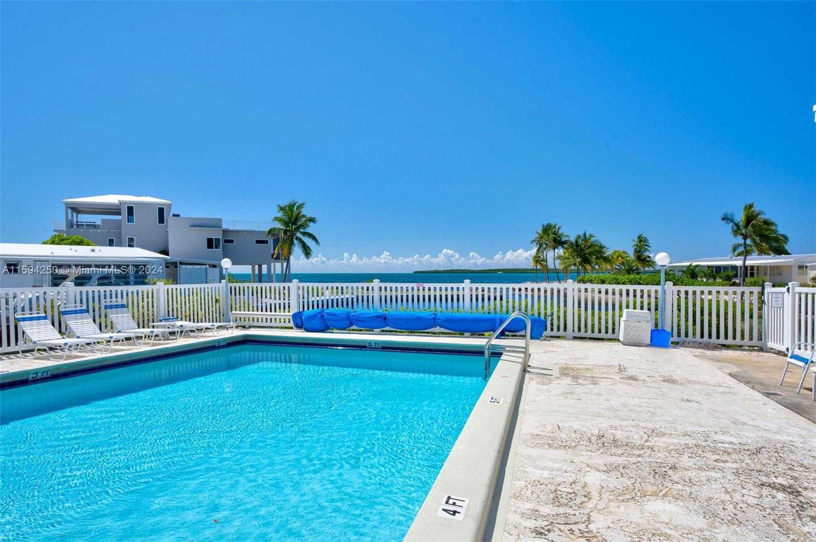 Small Image of 84 CORAL WAY, Key Largo Number 46
