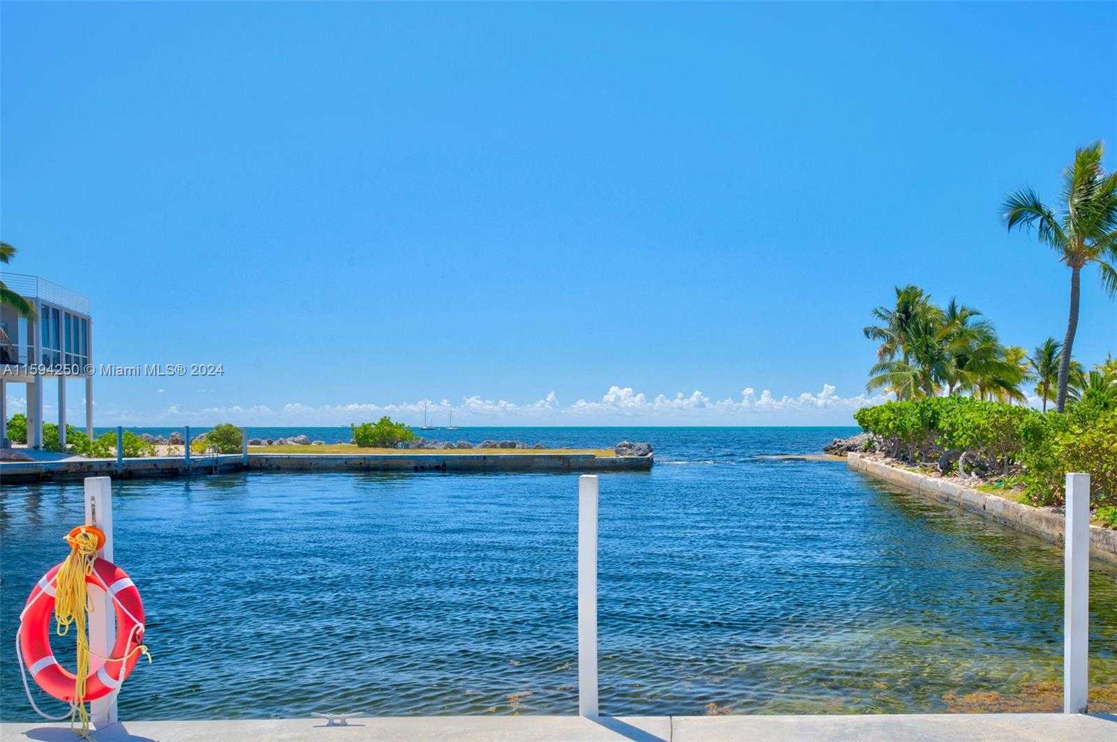 Small Image of 84 CORAL WAY, Key Largo Number 50
