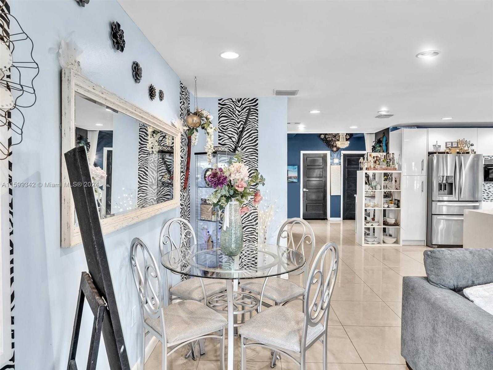 Small Image of 3960 SOUTH WEST 84TH TER, Davie Number 34