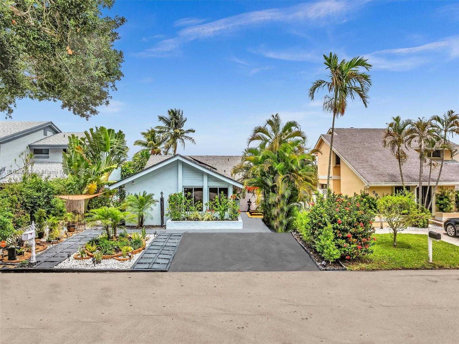 Small Image of 3960 SOUTH WEST 84TH TER, Davie Number 4