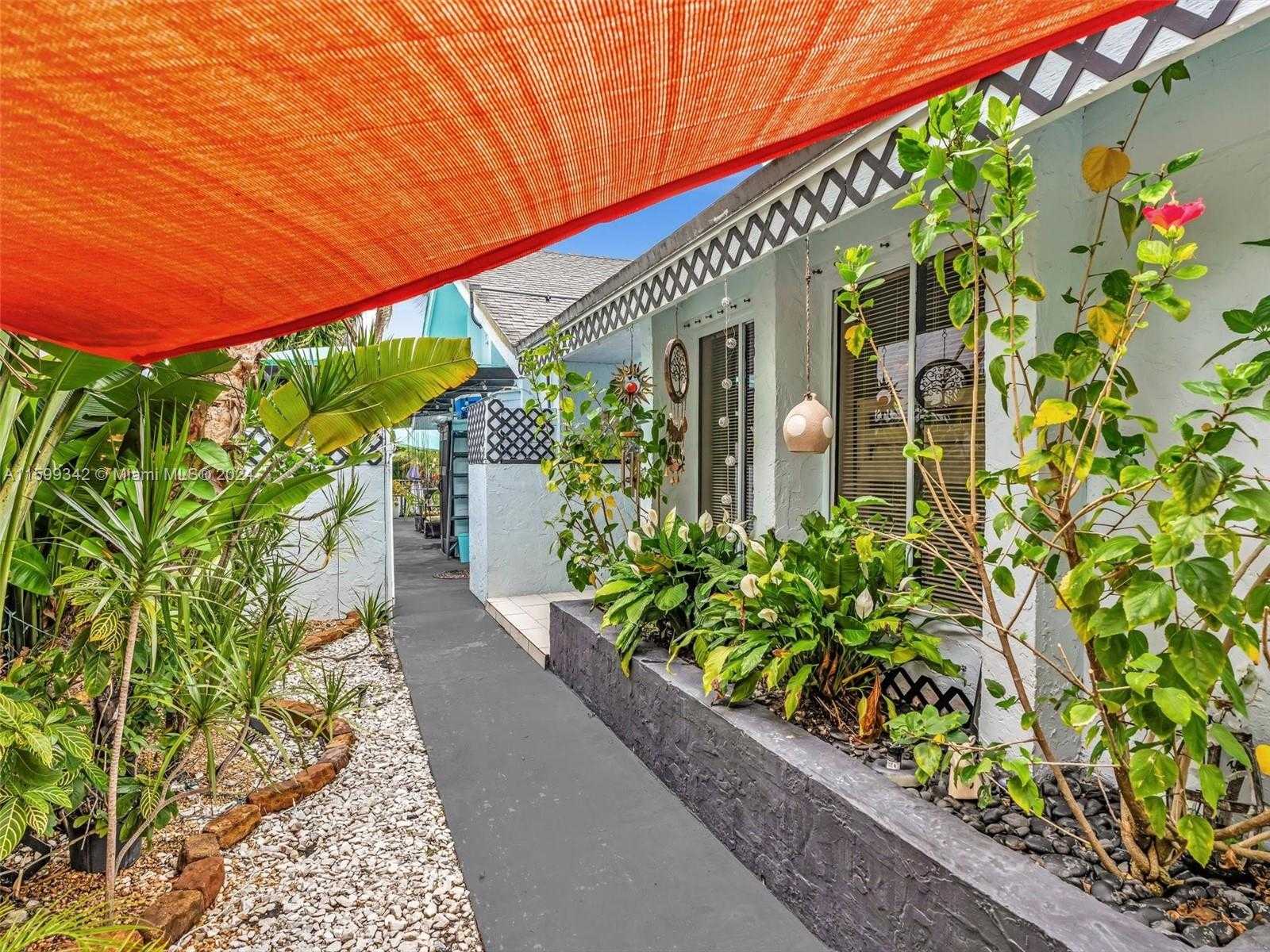 Small Image of 3960 SOUTH WEST 84TH TER, Davie Number 5