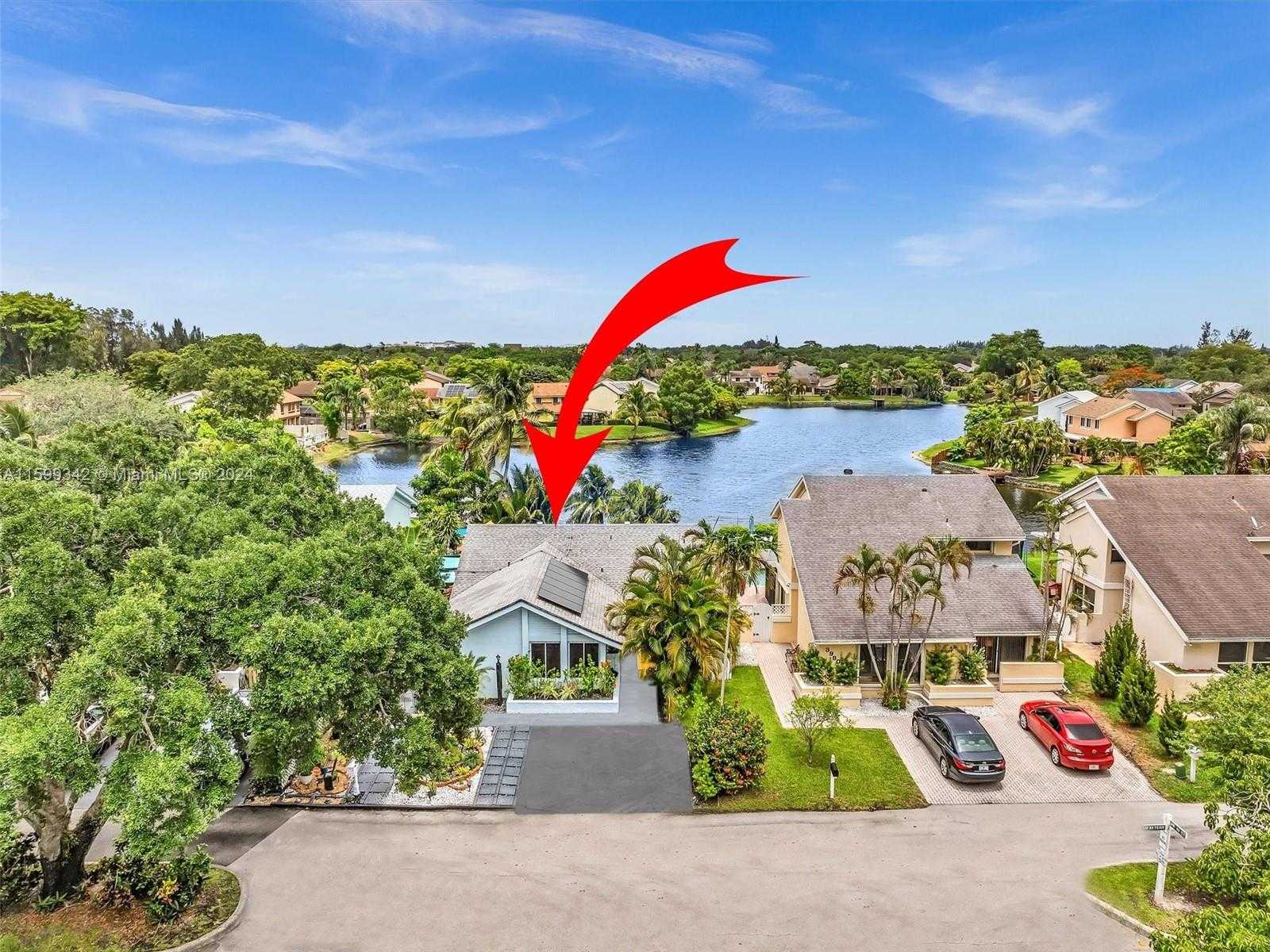 Small Image of 3960 SOUTH WEST 84TH TER, Davie Number 61