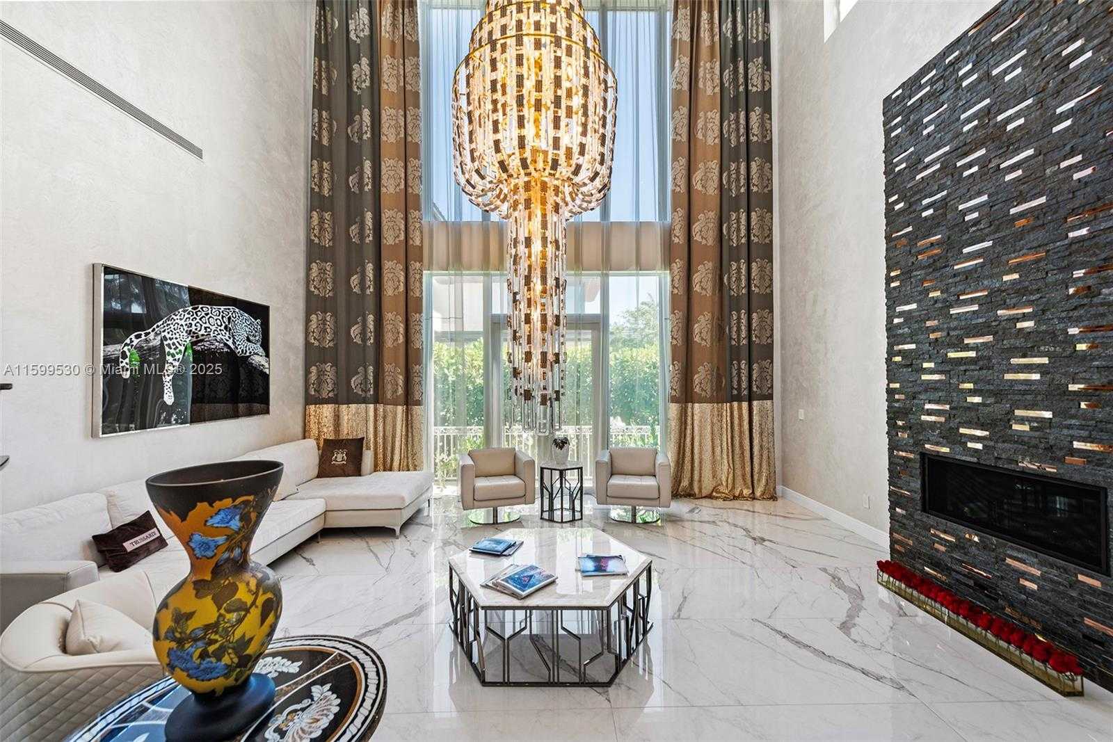 Small Image of 630 GOLDEN BEACH DR, Golden Beach Number 15