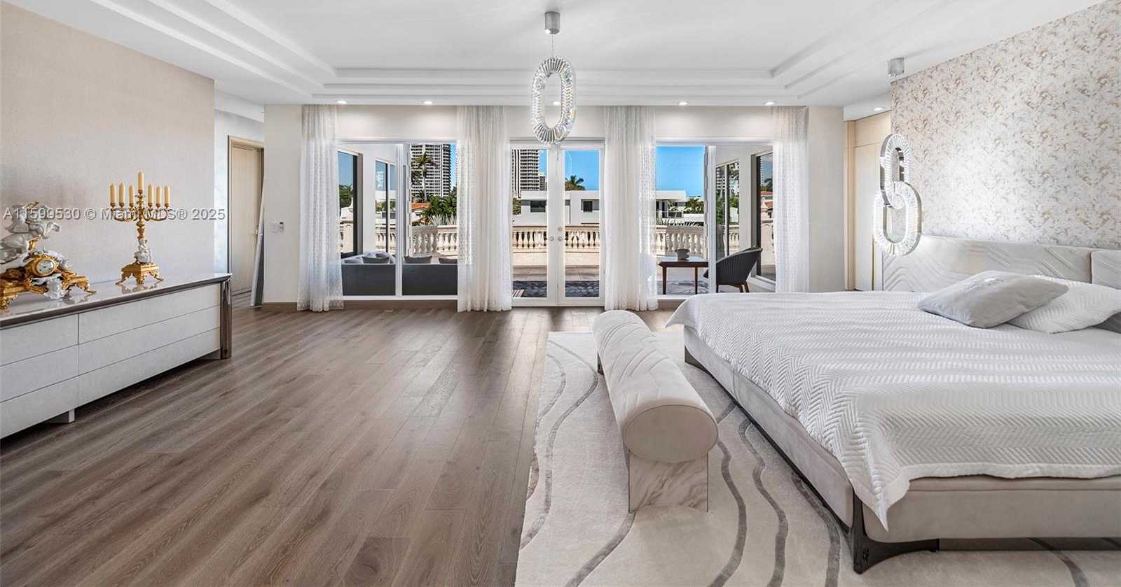 Small Image of 630 GOLDEN BEACH DR, Golden Beach Number 40