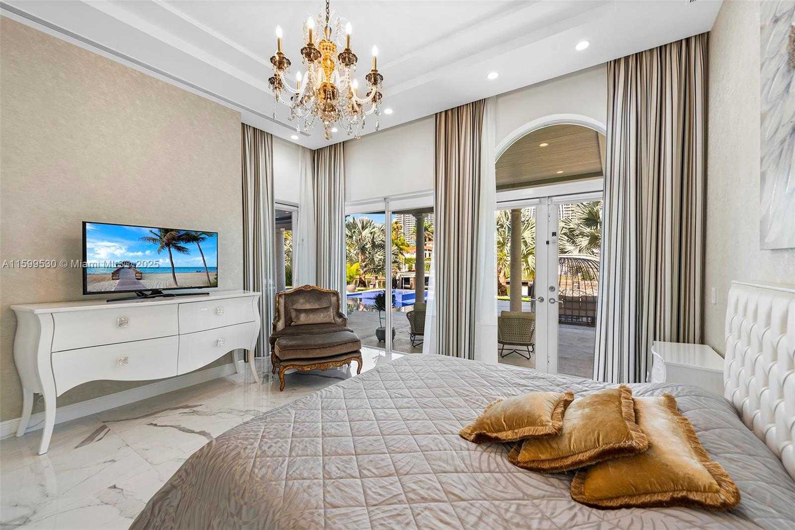 Small Image of 630 GOLDEN BEACH DR, Golden Beach Number 71