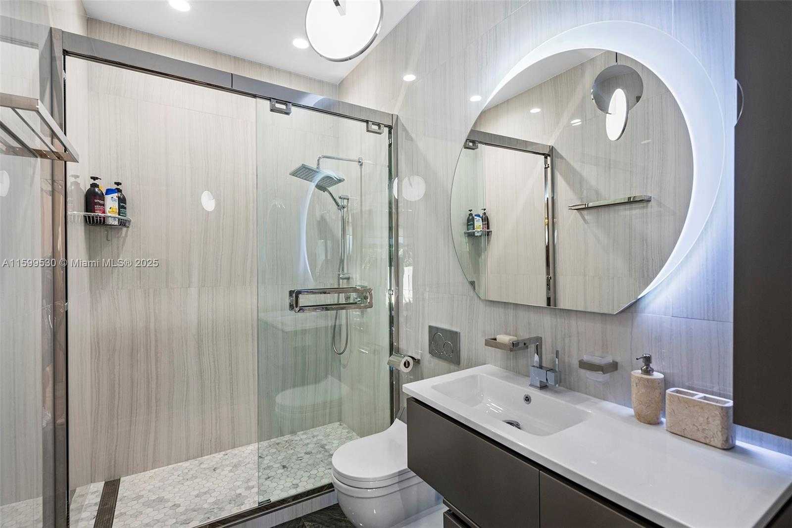 Small Image of 630 GOLDEN BEACH DR, Golden Beach Number 78