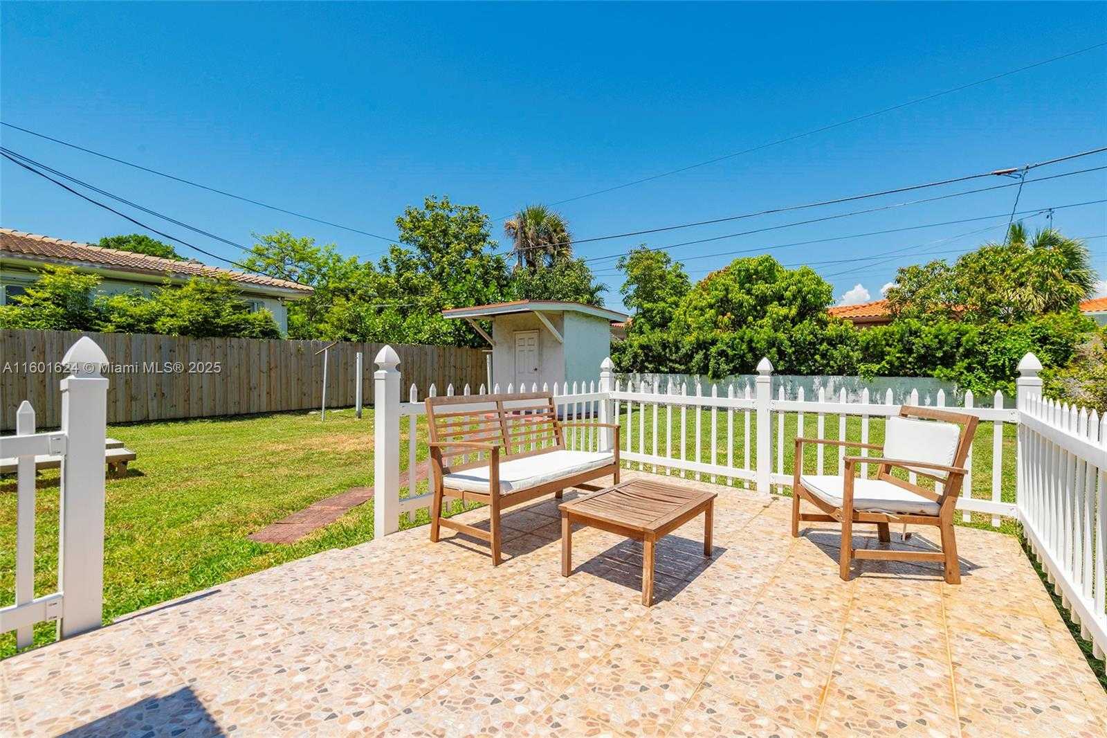 Small Image of 9280 HARDING AVE, Surfside Number 28