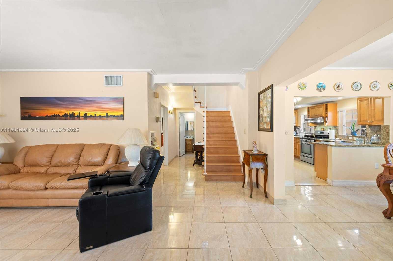 Small Image of 9280 HARDING AVE, Surfside Number 5
