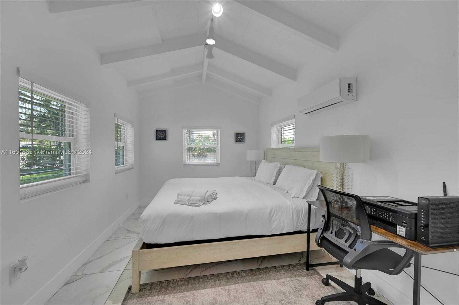 Small Image of 15 NORTH EAST 95TH ST, Miami Shores Number 15