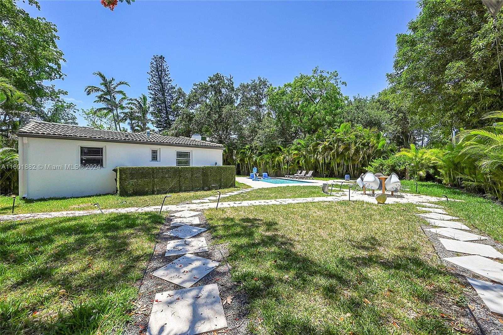 Small Image of 15 NORTH EAST 95TH ST, Miami Shores Number 34