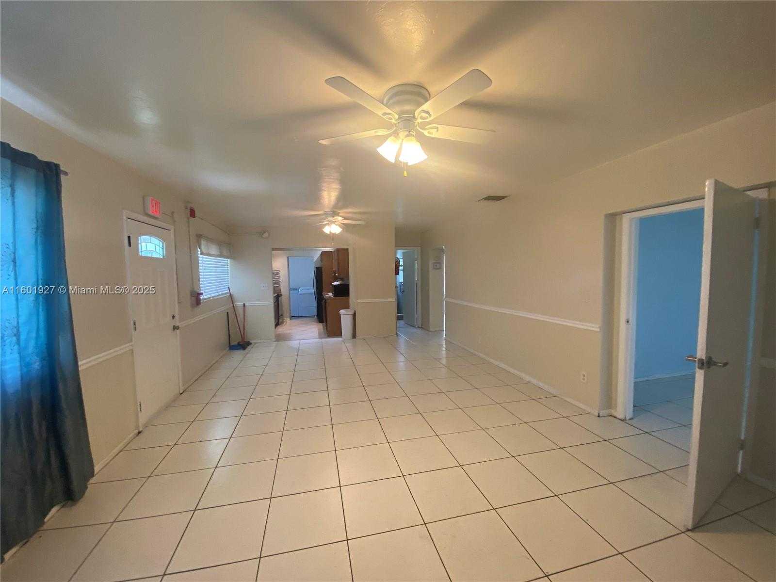 Small Image of 1739 SOUTH WEST 28TH TER, Fort Lauderdale Number 3