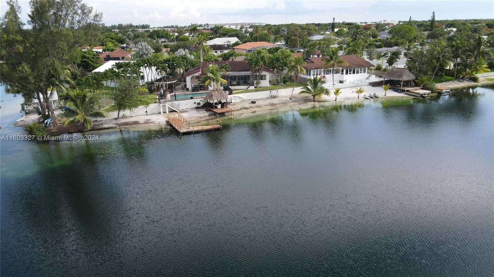 Small Image of 8101 SOUTH WEST 203RD ST, Cutler Bay Number 7
