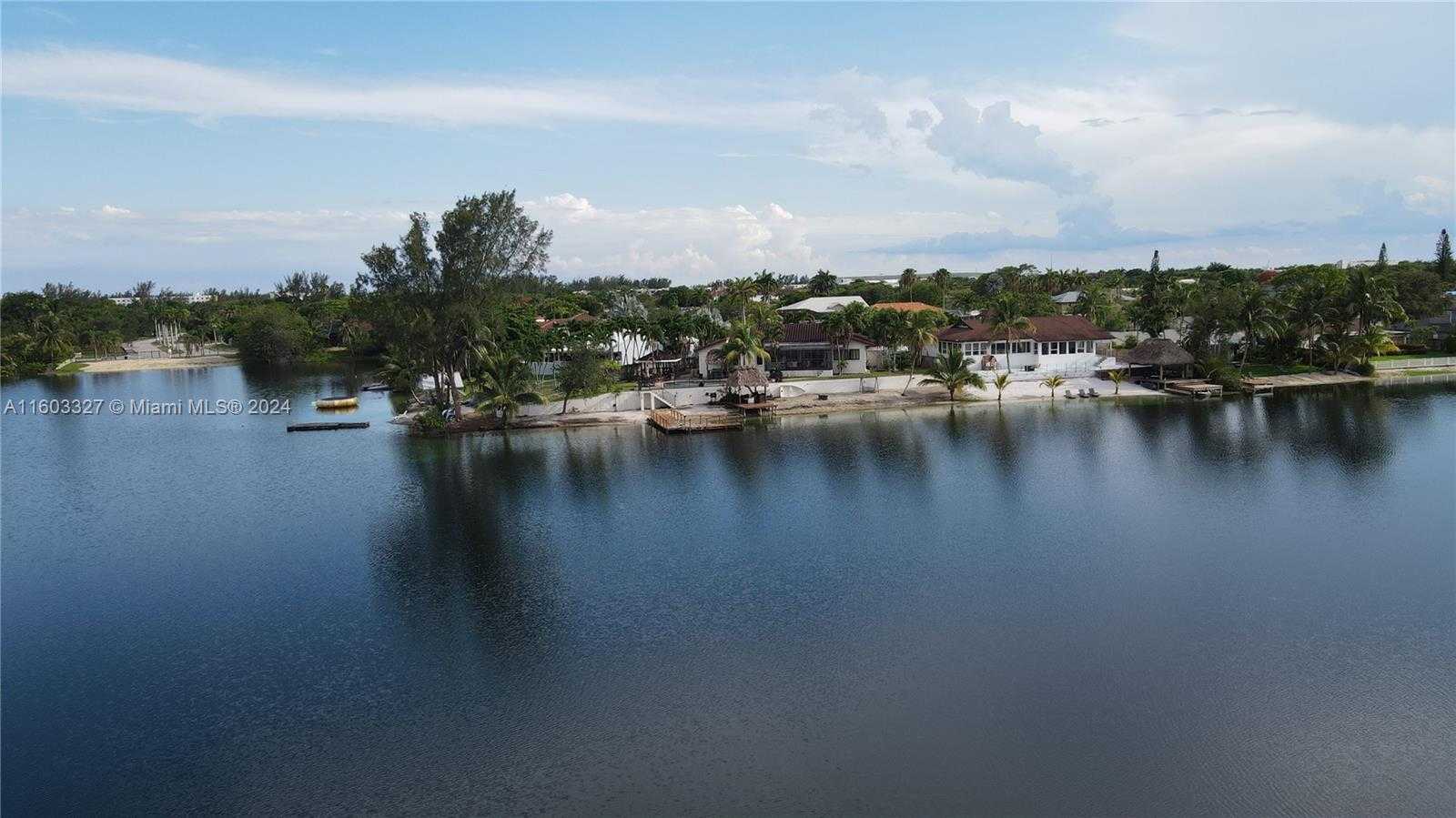 Small Image of 8101 SOUTH WEST 203RD ST, Cutler Bay Number 8
