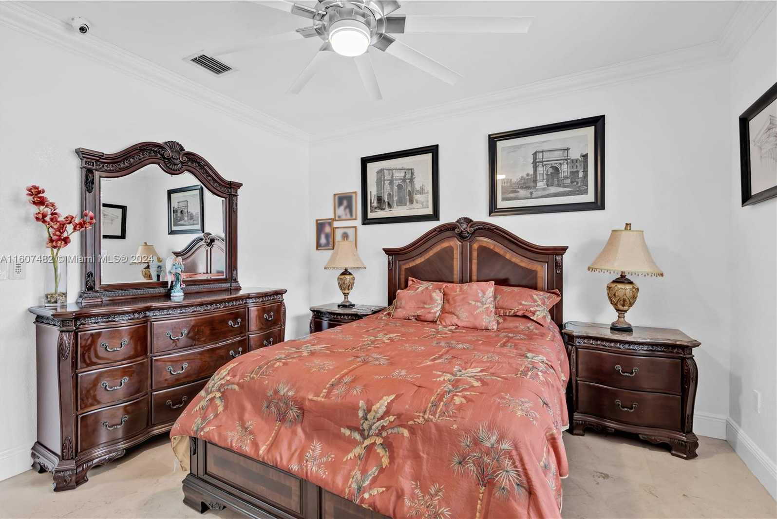 Small Image of 194 WEST 39TH PL, Hialeah Number 23