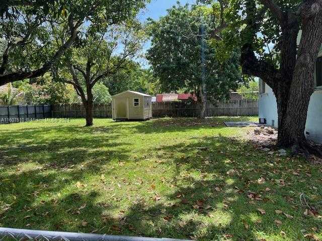 Small Image of 12905 NORTH EAST 4TH AVE, North Miami Number 2