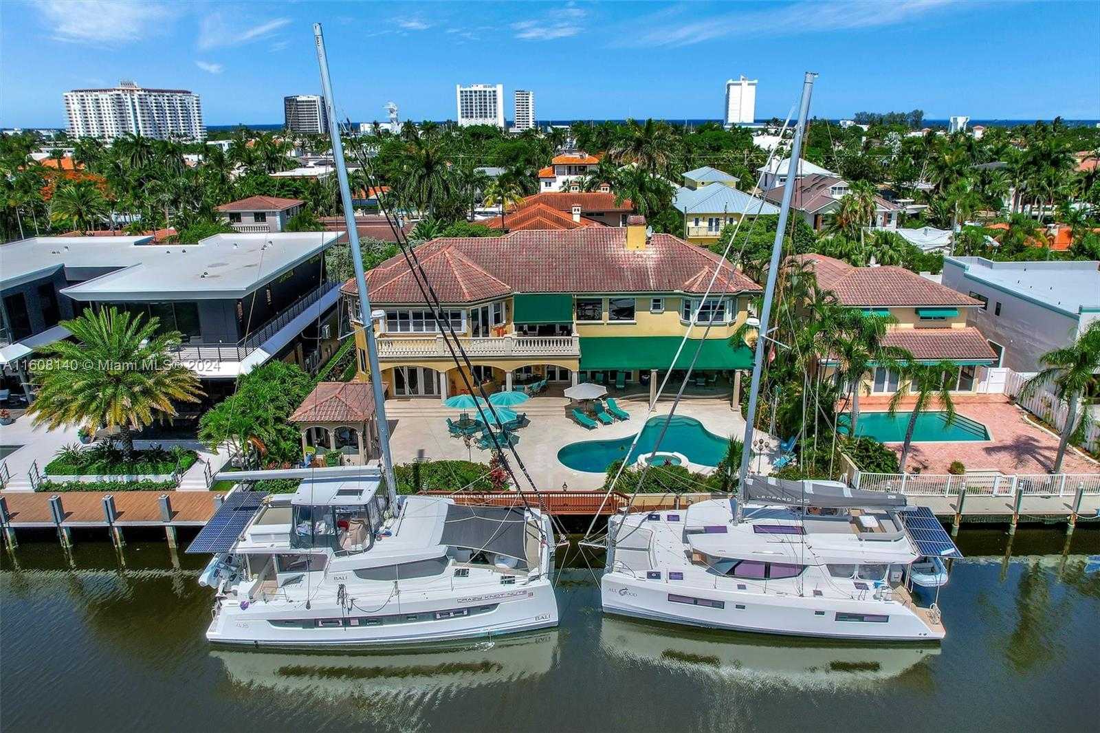 Small Image of 623 Riviera Isle Dr, Fort Lauderdale, FL 33301, USA Number 2