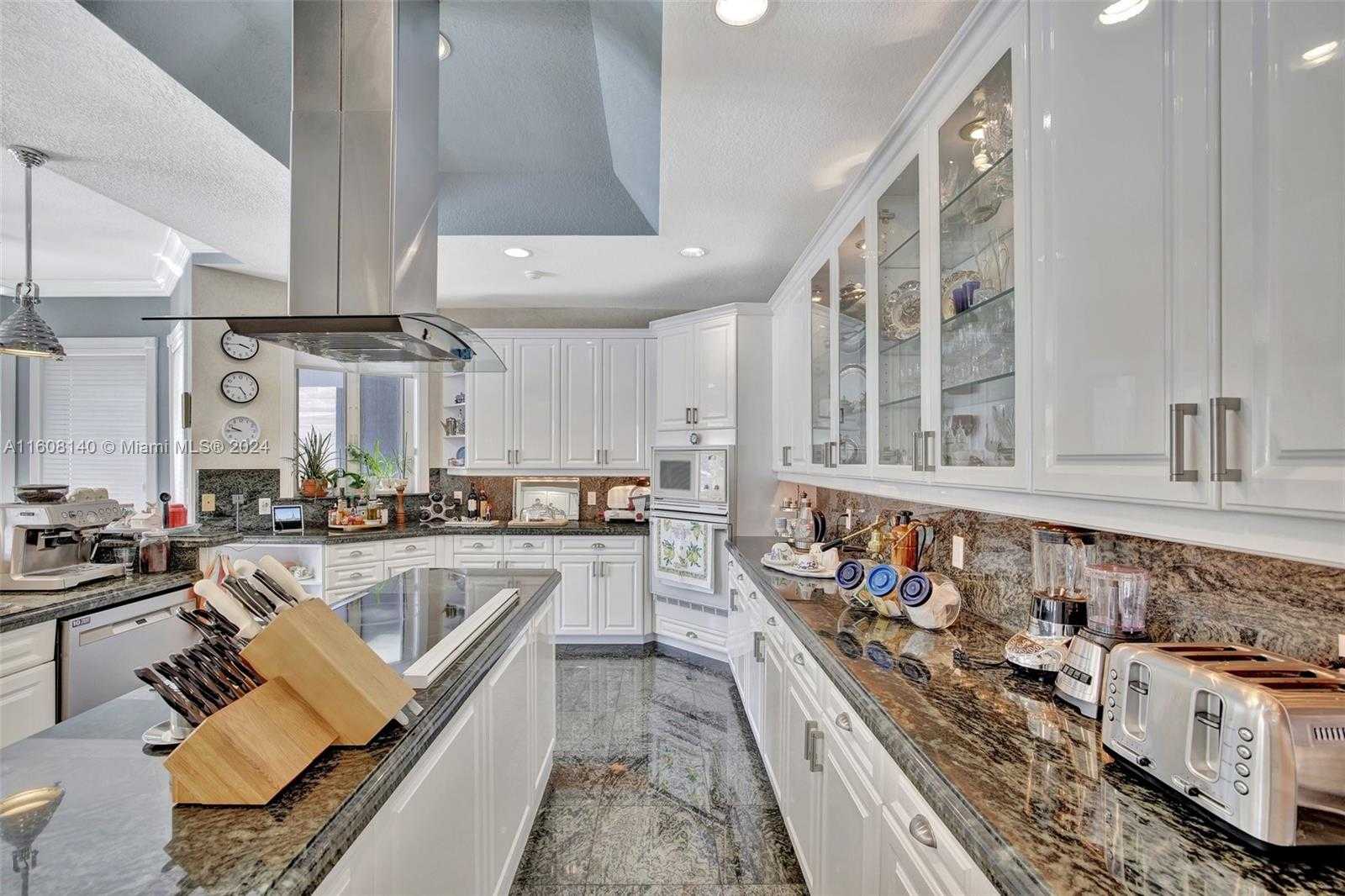 Small Image of 623 Riviera Isle Dr, Fort Lauderdale, FL 33301, USA Number 28