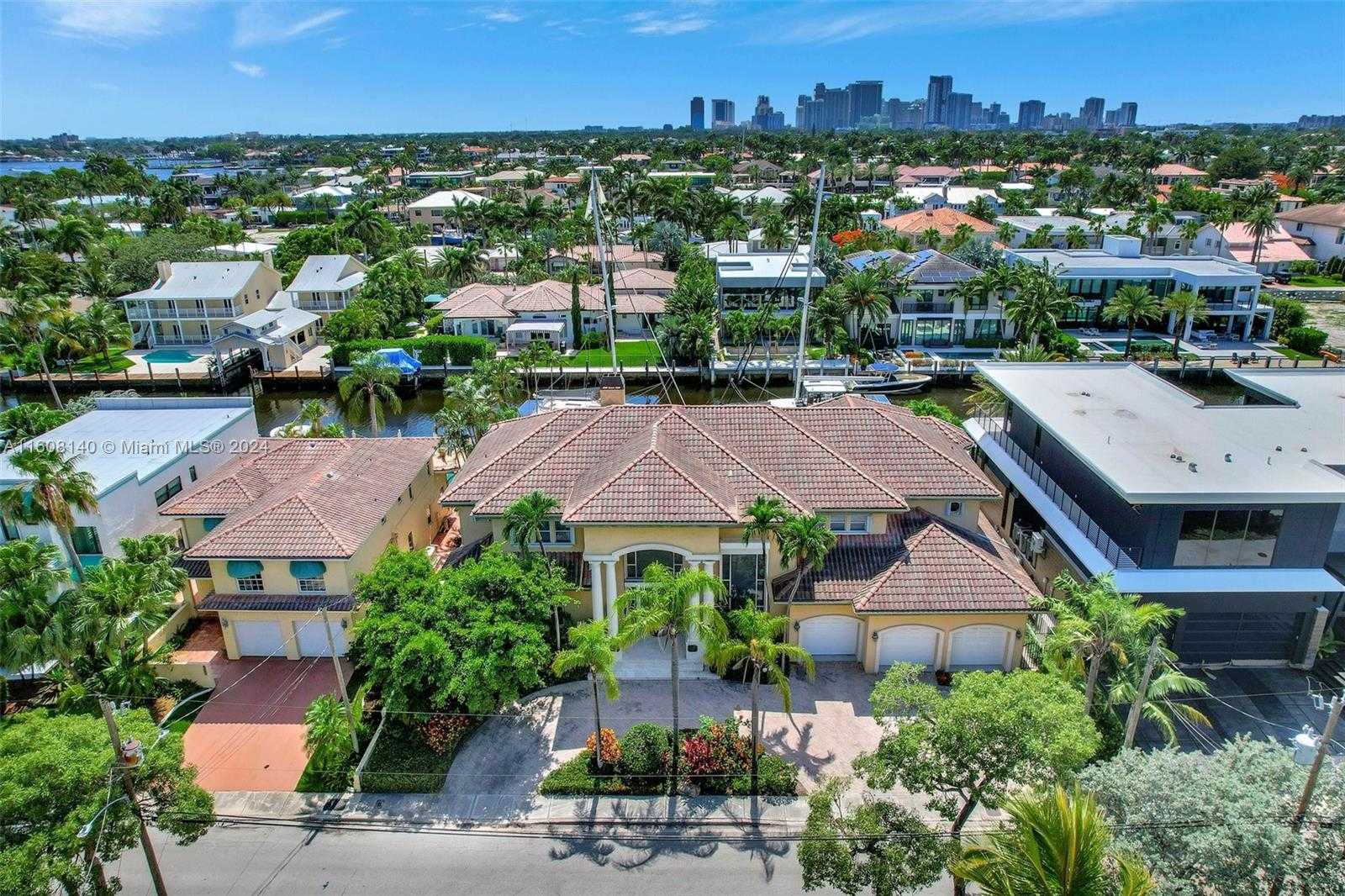 Small Image of 623 Riviera Isle Dr, Fort Lauderdale, FL 33301, USA Number 3