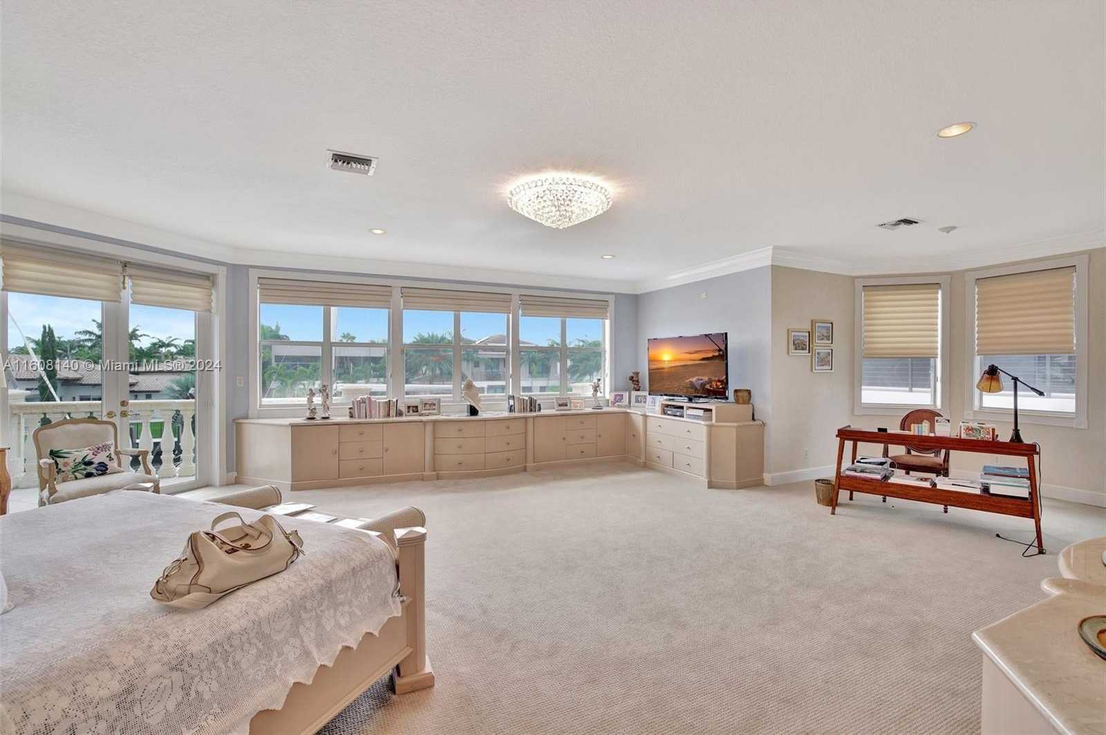 Small Image of 623 Riviera Isle Dr, Fort Lauderdale, FL 33301, USA Number 34