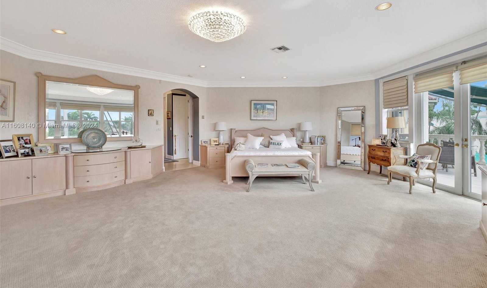 Small Image of 623 Riviera Isle Dr, Fort Lauderdale, FL 33301, USA Number 36