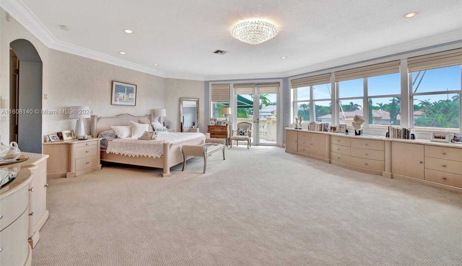 Small Image of 623 Riviera Isle Dr, Fort Lauderdale, FL 33301, USA Number 38