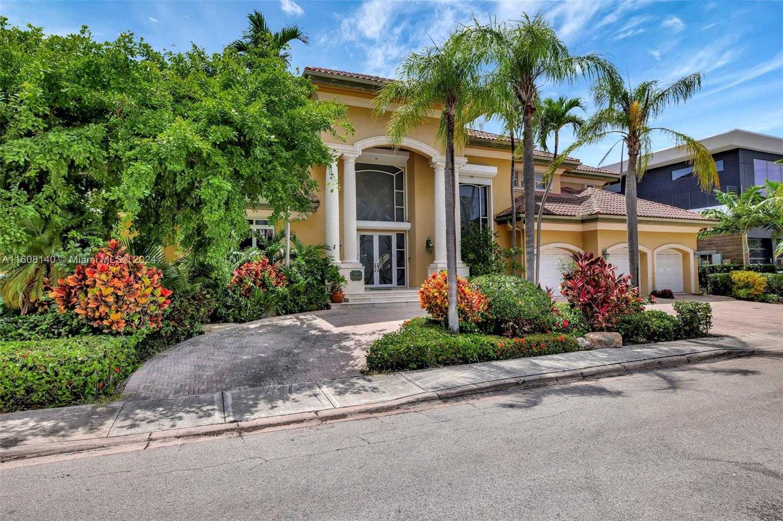 Small Image of 623 Riviera Isle Dr, Fort Lauderdale, FL 33301, USA Number 4